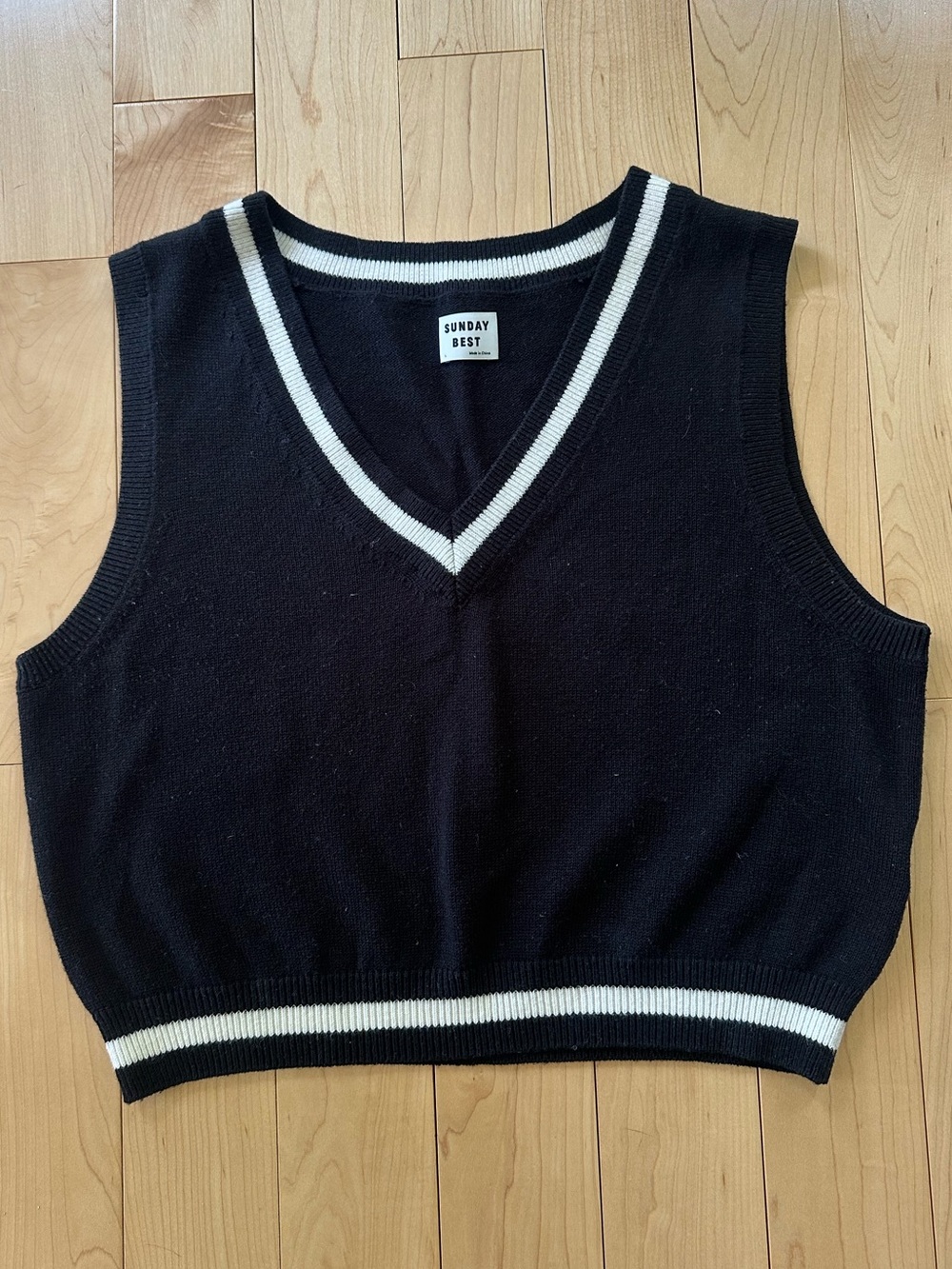 Sunday Best Black Knit V-Neck Cropped Vest